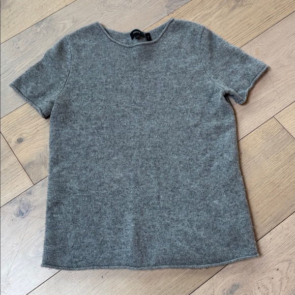 Theory Heather Gray Cashmere Knit Top - Picture 1 of 5